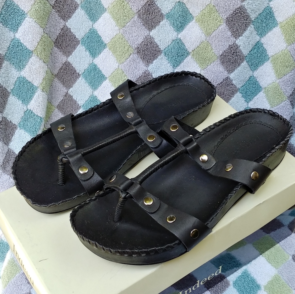🌻 Black leather studded leather BOHO sandals🌻